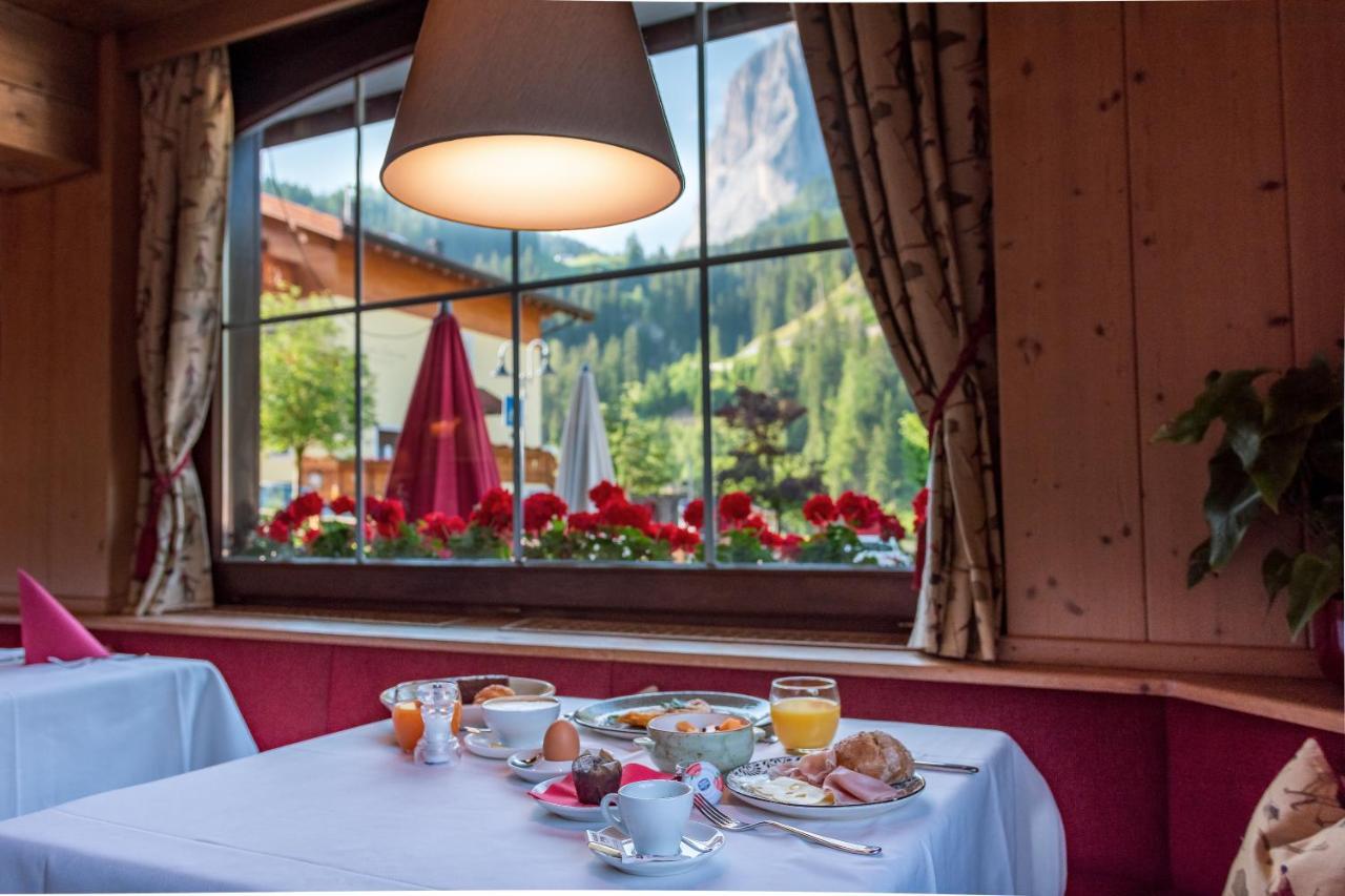 Santa Cristina Val Gardena B&B La Tambra - Central With Restaurant מראה חיצוני תמונה