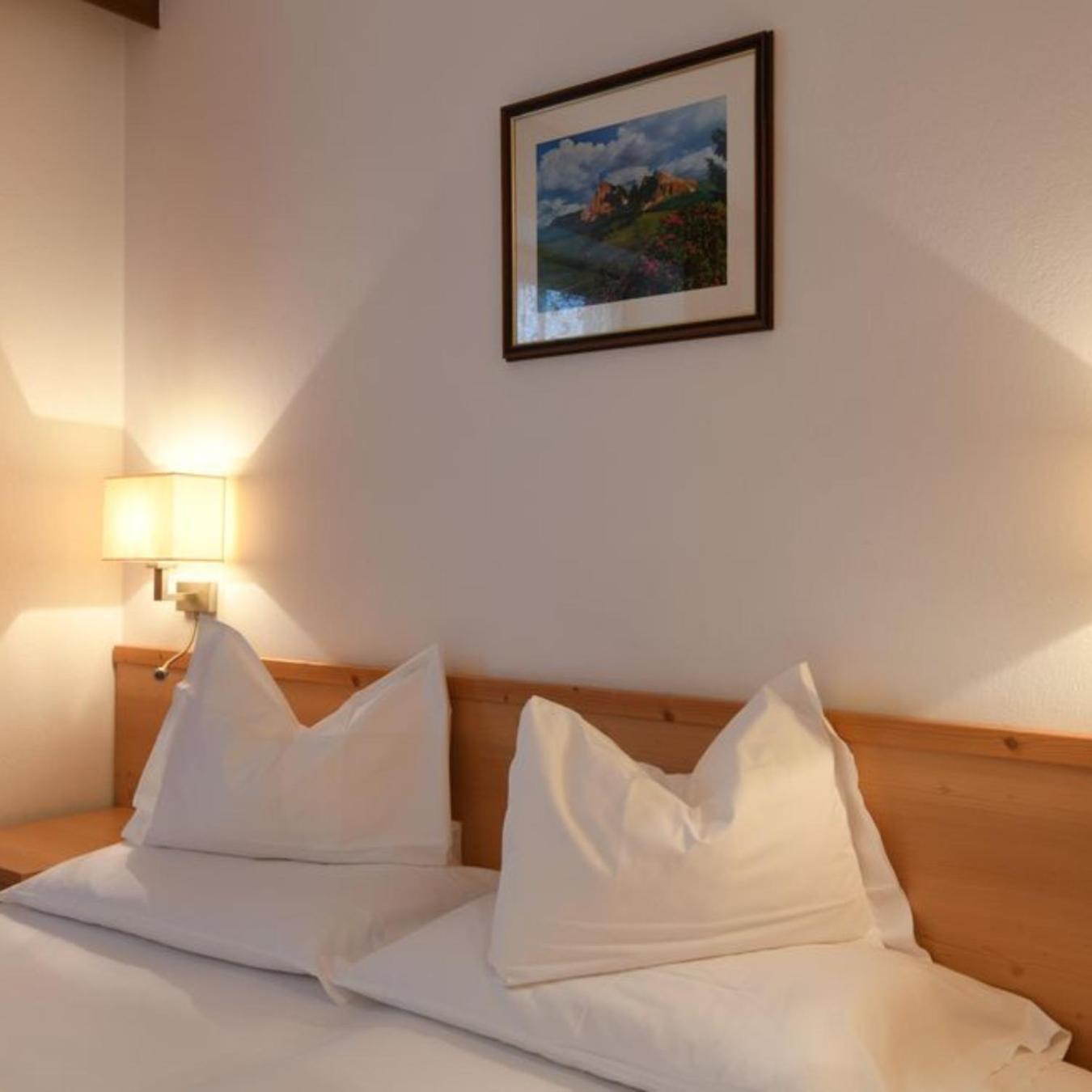 Santa Cristina Val Gardena B&B La Tambra - Central With Restaurant מראה חיצוני תמונה