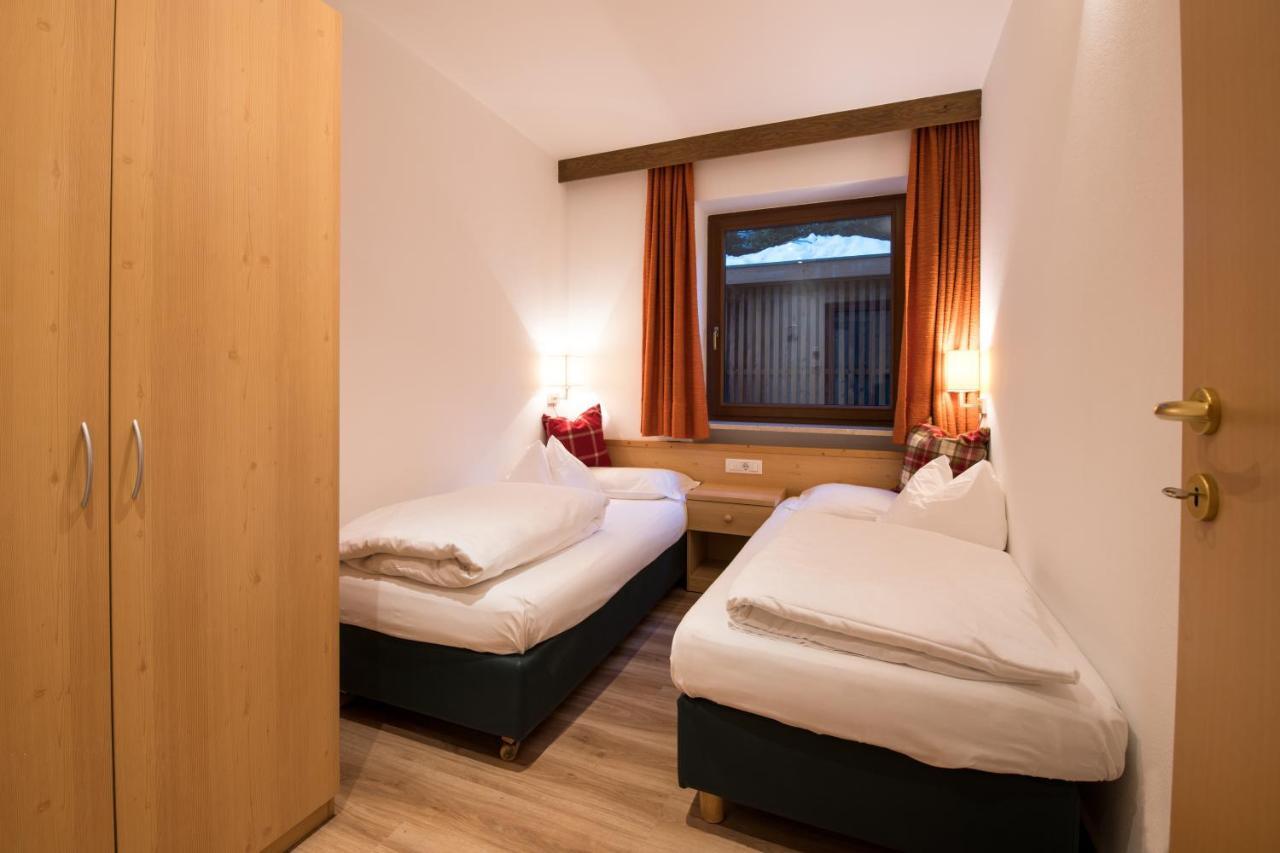 Santa Cristina Val Gardena B&B La Tambra - Central With Restaurant מראה חיצוני תמונה