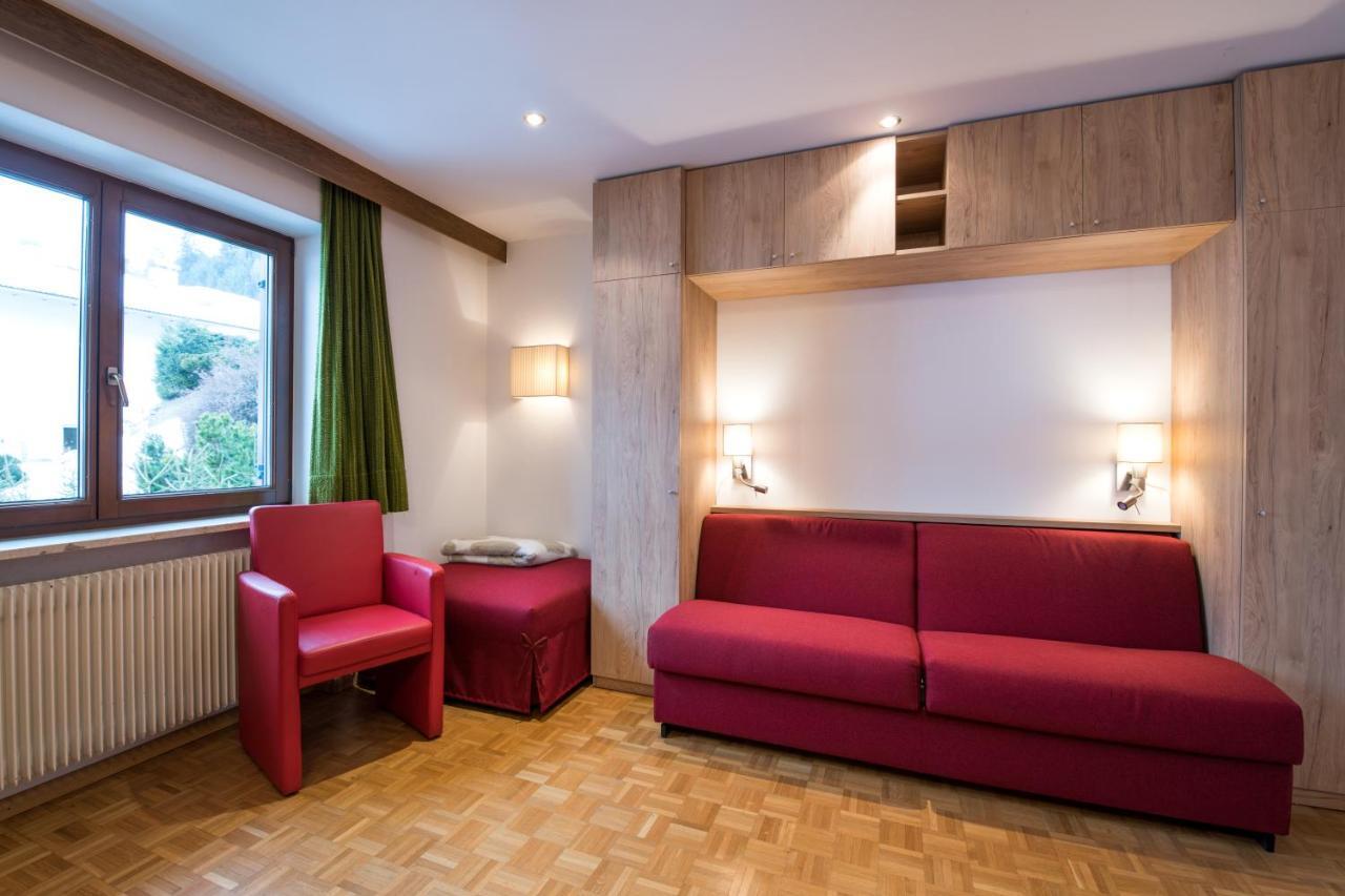 Santa Cristina Val Gardena B&B La Tambra - Central With Restaurant מראה חיצוני תמונה