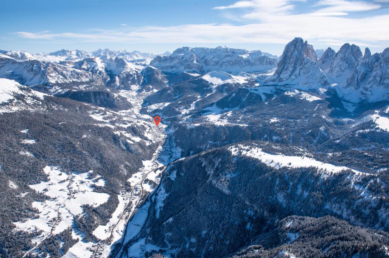 Santa Cristina Val Gardena B&B La Tambra - Central With Restaurant מראה חיצוני תמונה